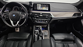 BMW 5-SERIES G30 2018