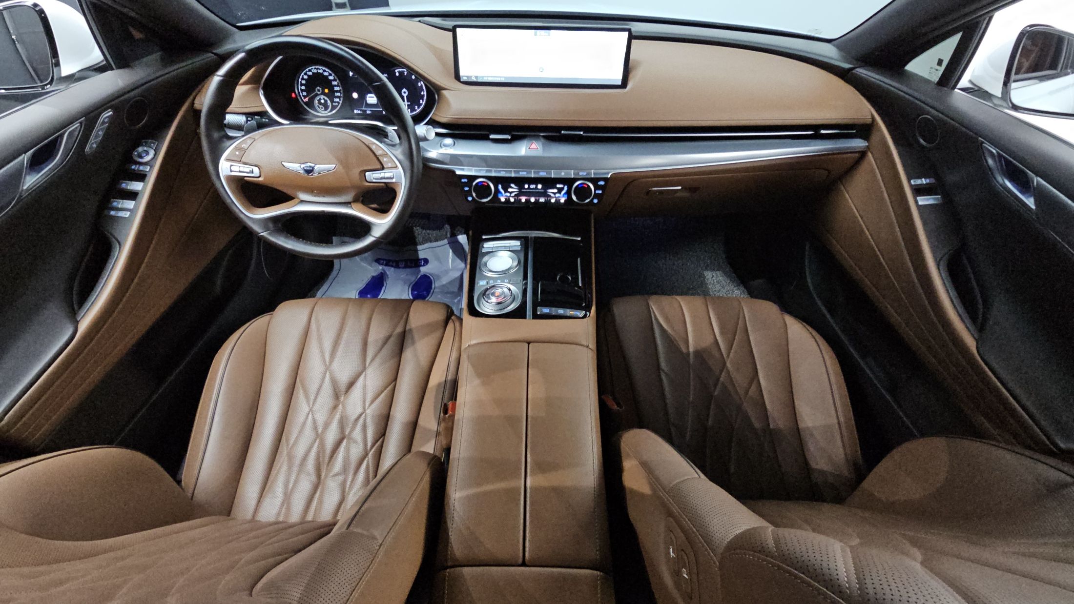 GENESIS G80 RG3 2022
