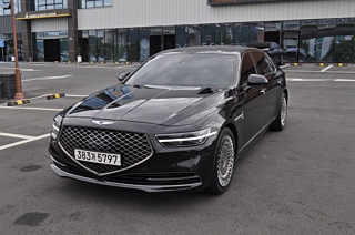 GENESIS G90 2019