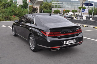 GENESIS G90 2019