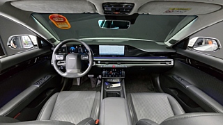 HYUNDAI GRANDEUR HYBRID GN7 2023