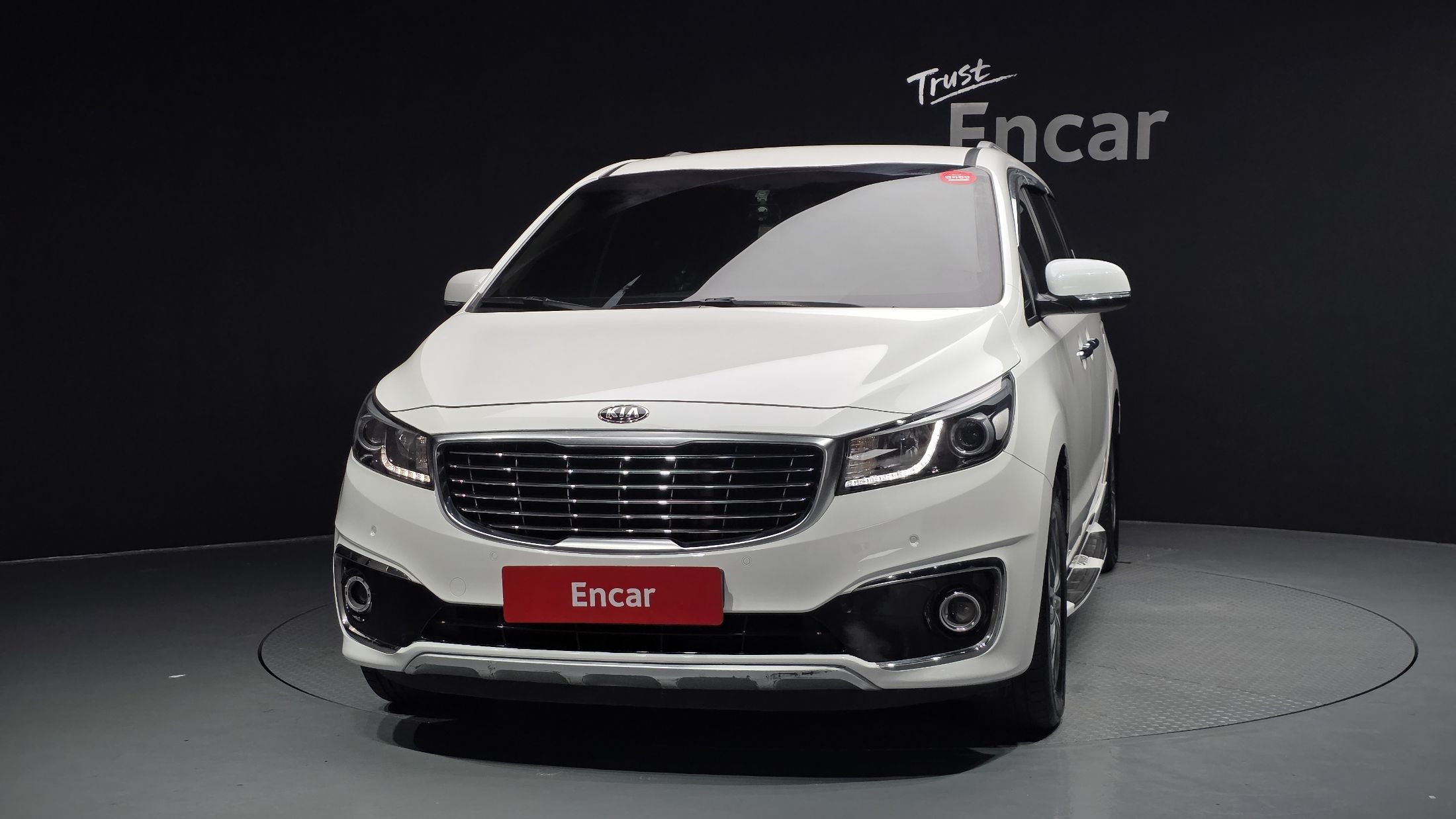 KIA CARNIVAL 2016