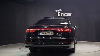 AUDI A8 D5 2021