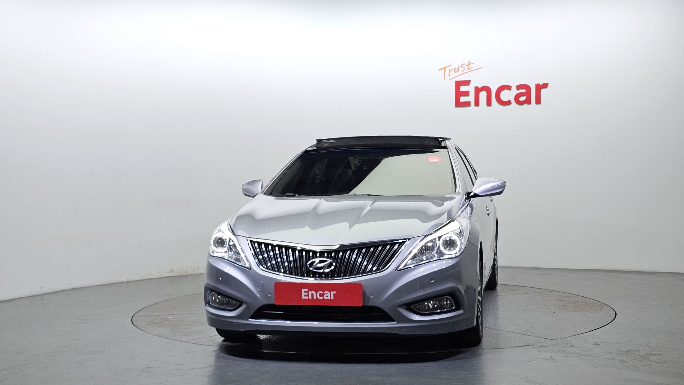 HYUNDAI GRANDEUR HG 2014
