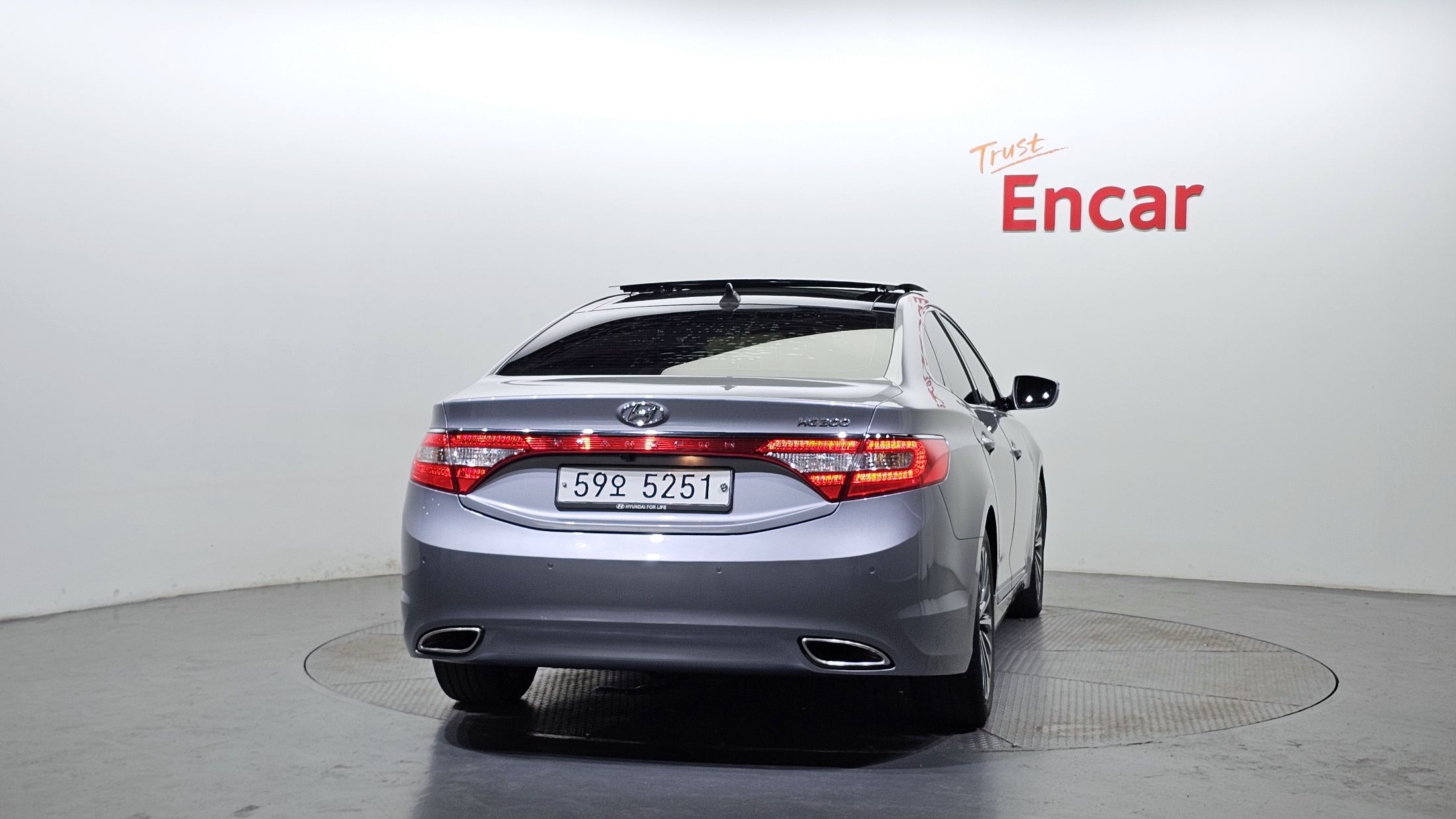 HYUNDAI GRANDEUR HG 2014
