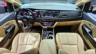 KIA CARNIVAL 2018