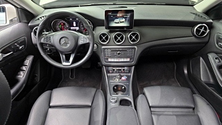 MERCEDES BENZ GLA-CLASS X156 2017