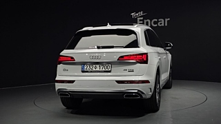 AUDI Q5 FY  45 TFSI Quattro Premium 2023