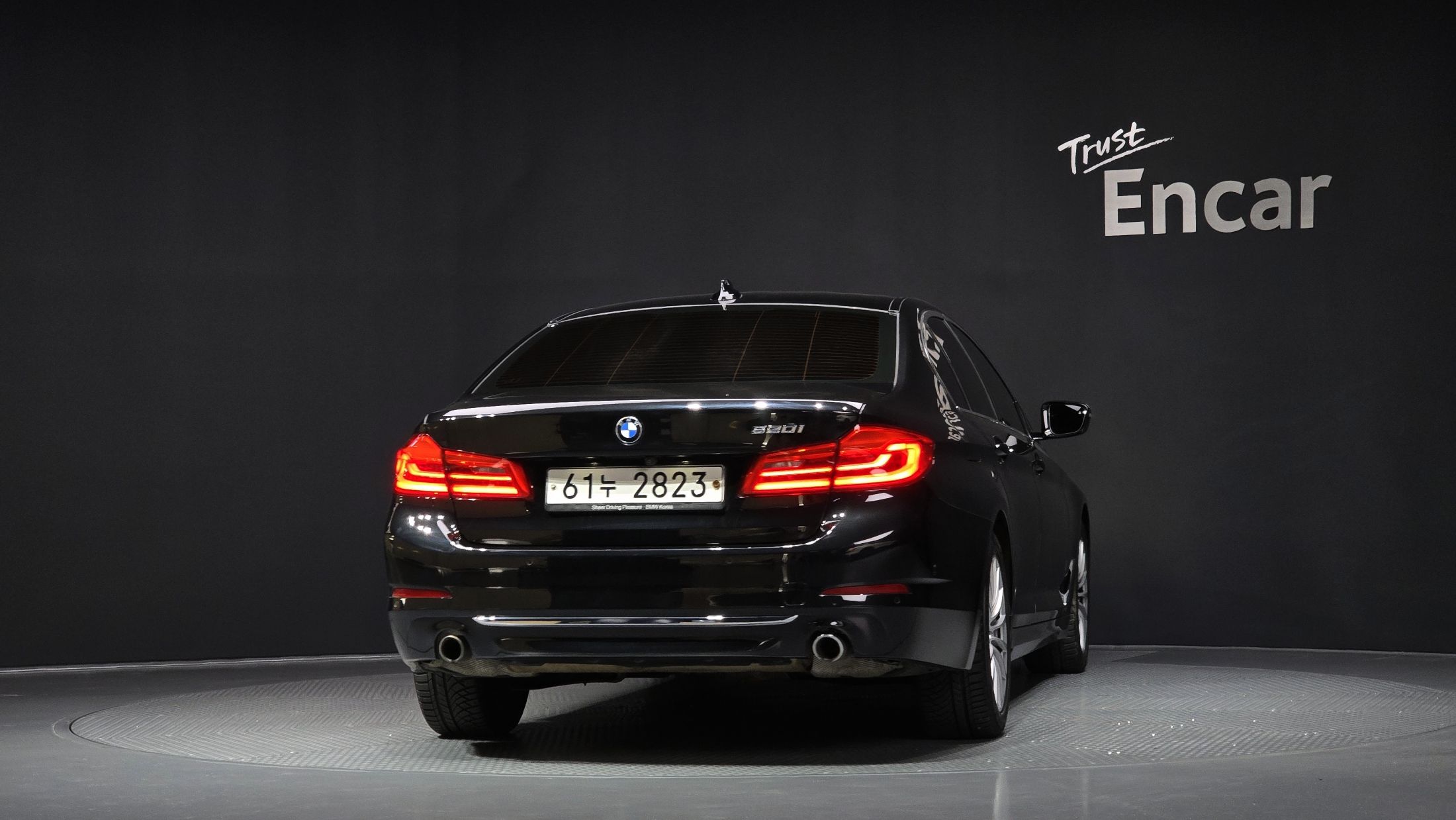 BMW 5-SERIES G30 2019