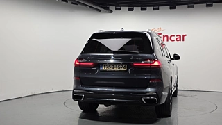 BMW X7 G07 2022