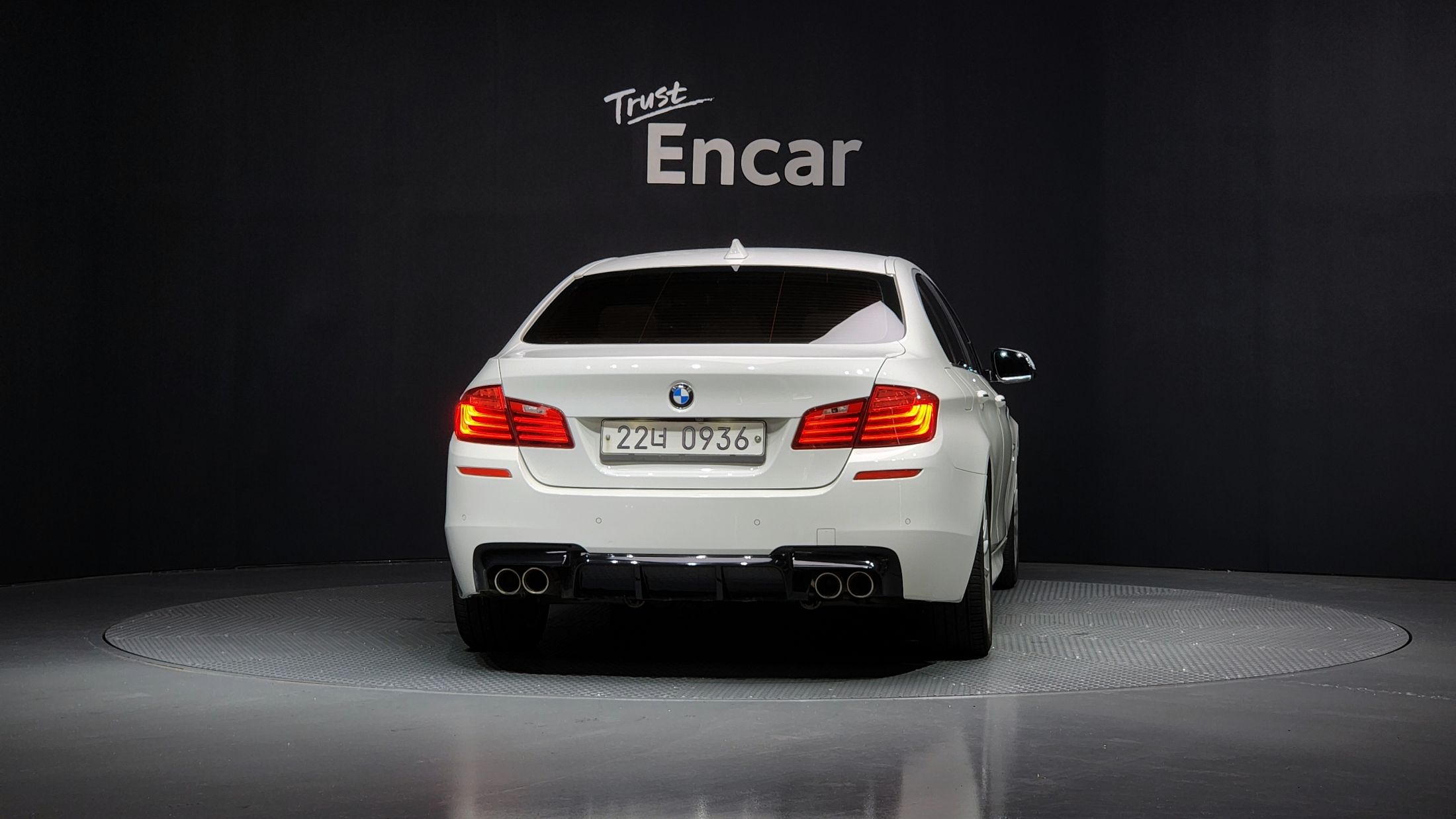 BMW 5-SERIES F10 2015