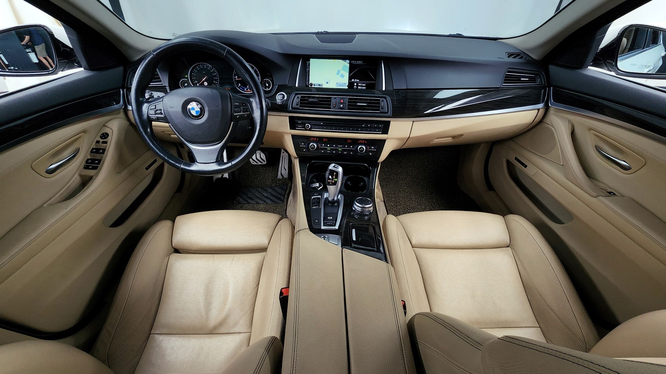 BMW 5-SERIES F10 2015