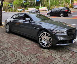 GENESIS G90 2019