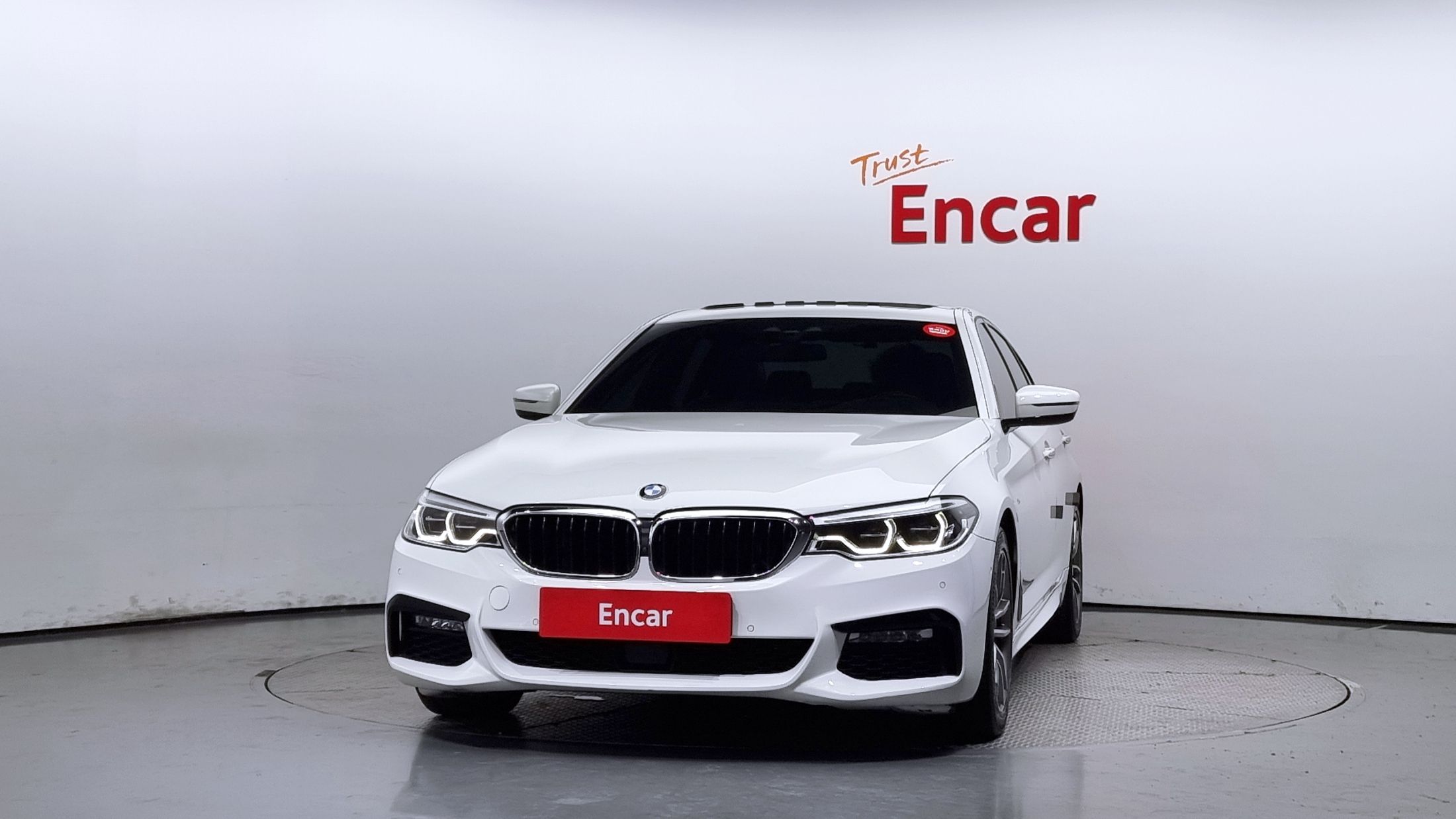 BMW 5-SERIES G30 2017