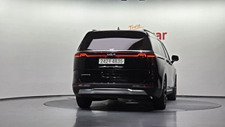 KIA CARNIVAL 2023