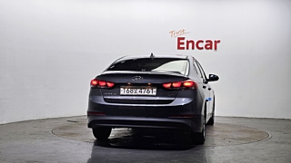 HYUNDAI AVANTE AD 2016