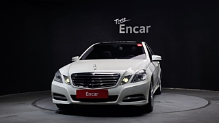 MERCEDES BENZ E-CLASS W212 2012