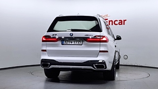 BMW X7 G07 2020