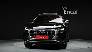 AUDI Q8 4M 2021