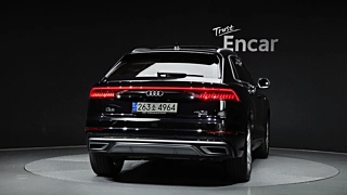 AUDI Q8 4M 2021