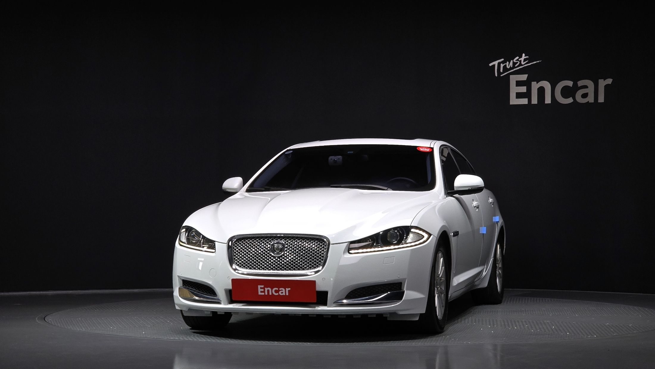 JAGUAR XF 2013