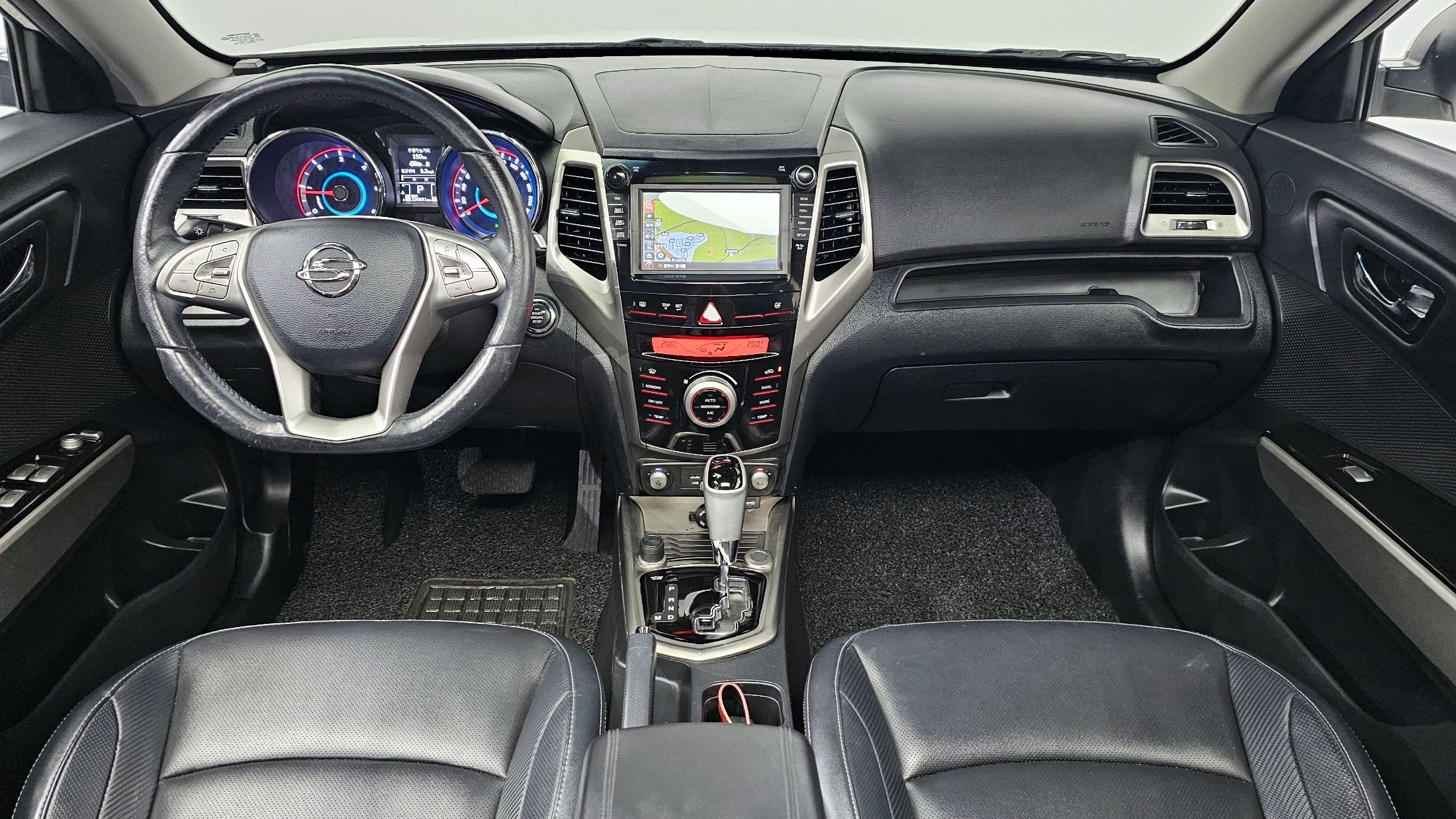 SSANGYONG TIVOLI 2016