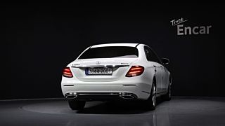 MERCEDES BENZ E-CLASS W213 2018
