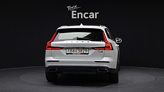 VOLVO V60 CROSS COUNTRY 2020