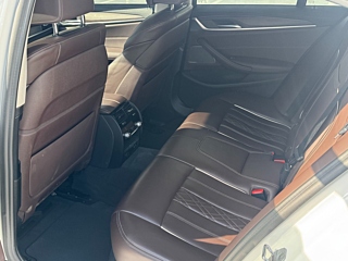 BMW 5-SERIES G30 2020