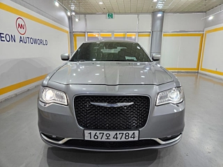 Заказать CHRYSLER 300C