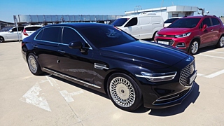 GENESIS G90 2019