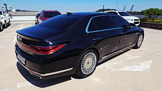 GENESIS G90 2019