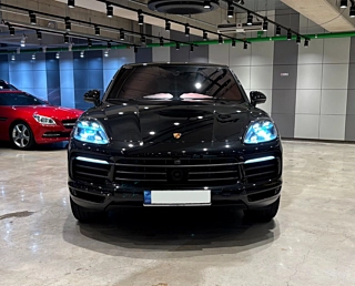 PORSCHE CAYENNE PO536 2023