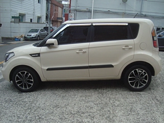 KIA SOUL  2011