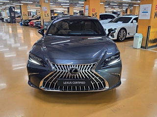 LEXUS ES300H 2025