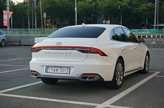 HYUNDAI GRANDEUR IG HYBRID 2021