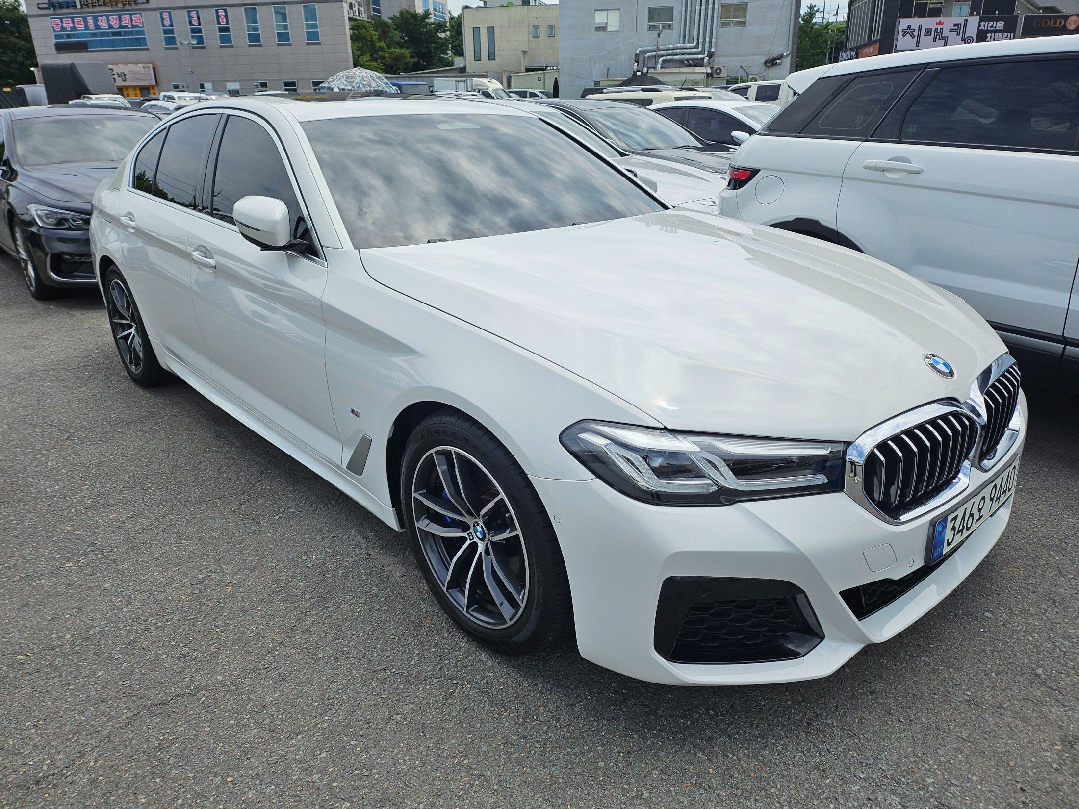 BMW 5-SERIES G30 2021