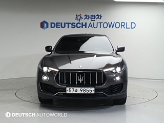 MASERATI LEVANTE 2017