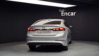 HYUNDAI AVANTE AD 2017