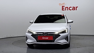 HYUNDAI AVANTE AD 2019