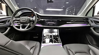 AUDI Q7 4M 2023