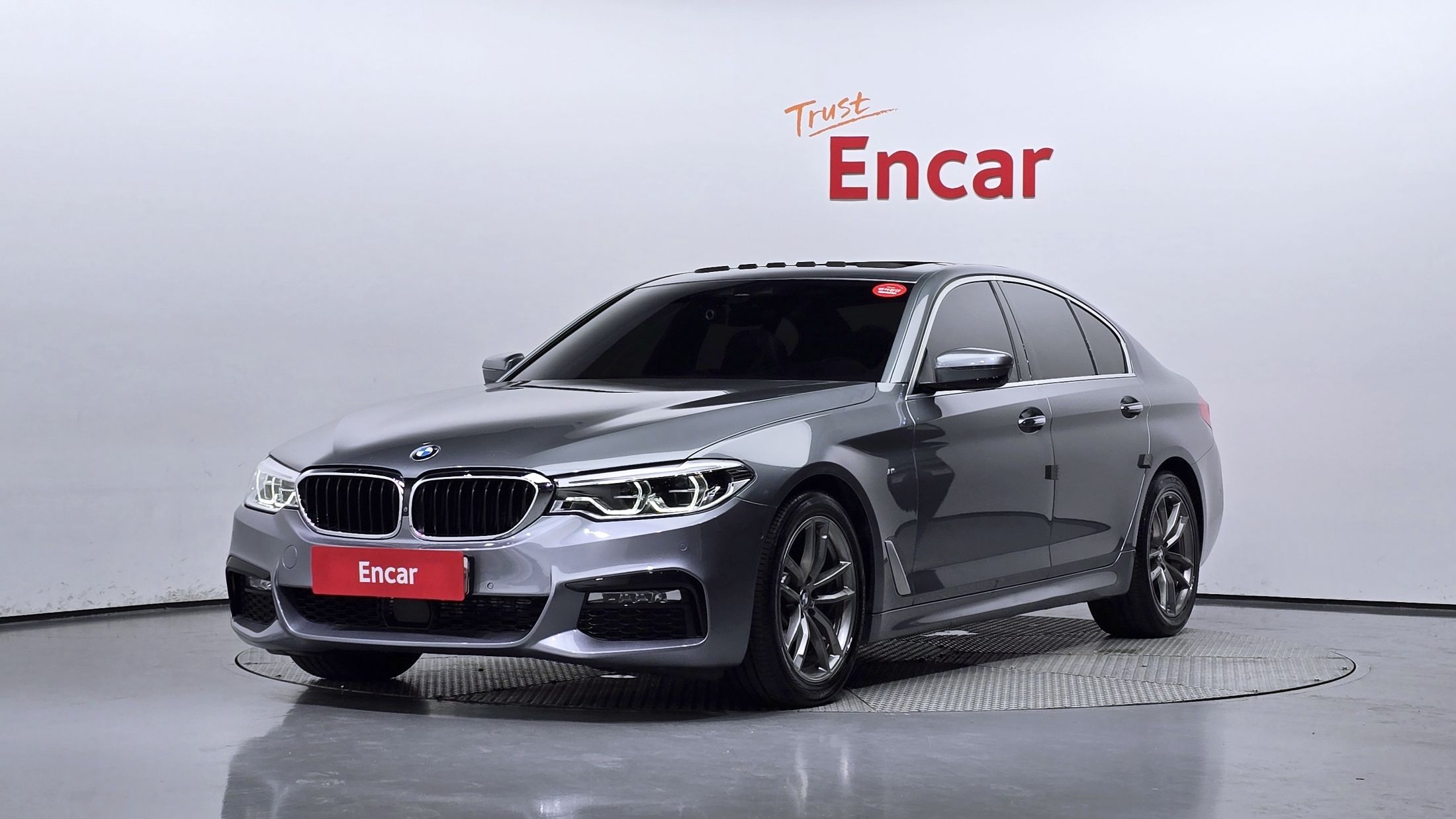 BMW 5-SERIES G30 2018