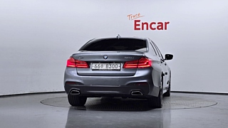 BMW 5-SERIES G30 2018
