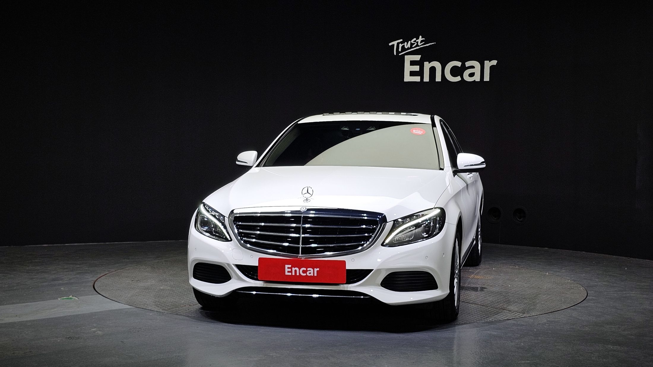MERCEDES BENZ C-CLASS W205 2016