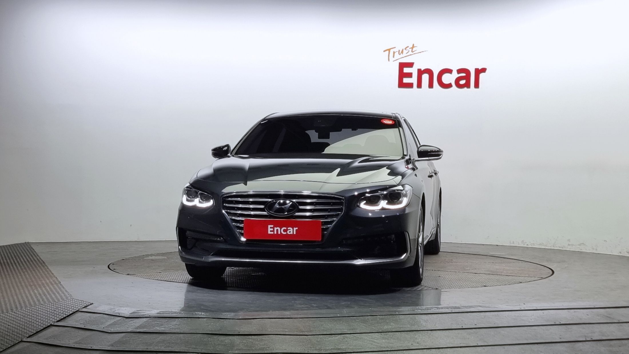 HYUNDAI GRANDEUR IG 2017