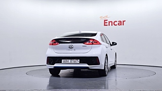 HYUNDAI IONIQ HYBRID 2016
