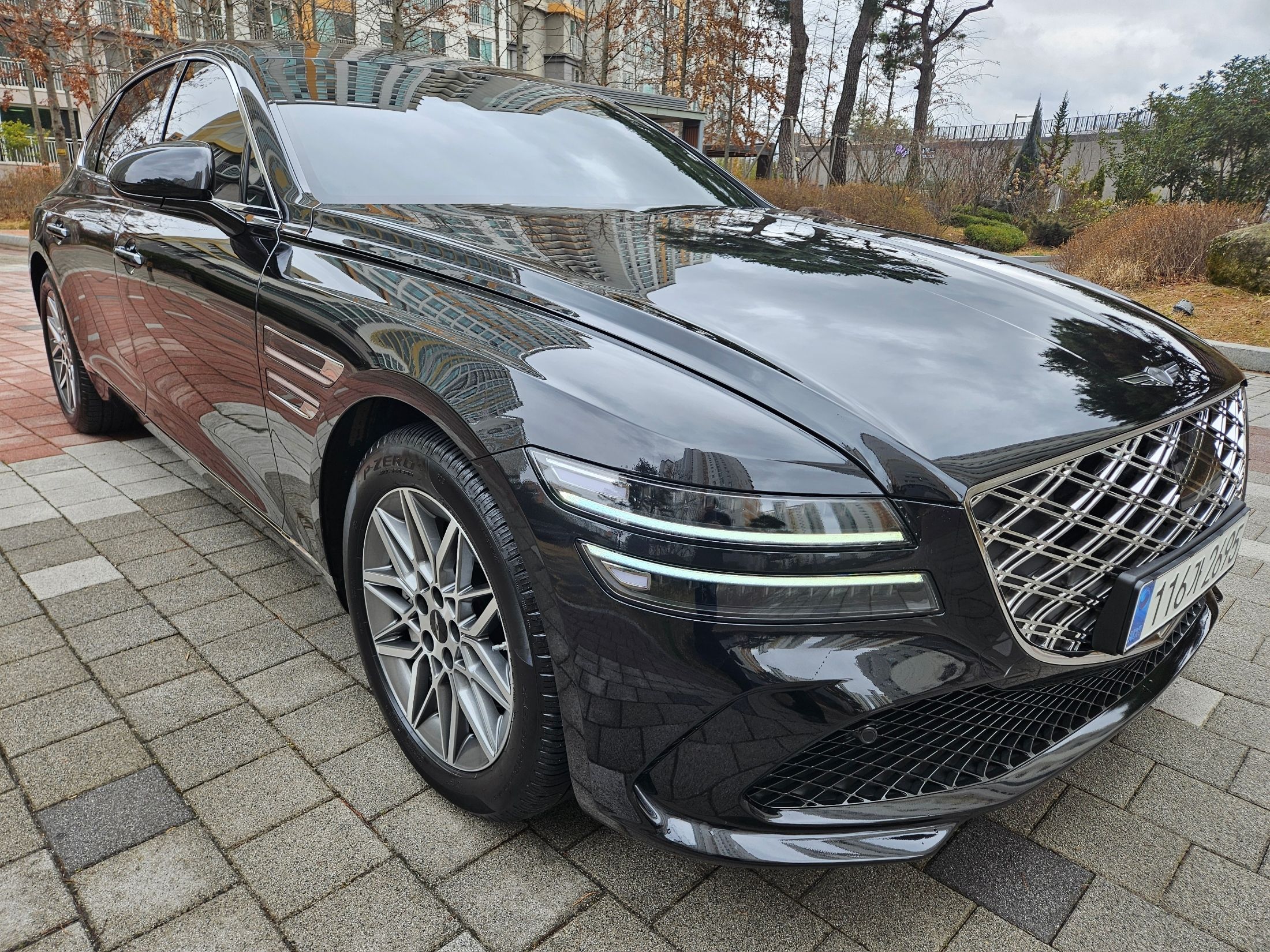 GENESIS G80 RG3 2024
