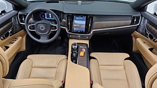 VOLVO S90 2025