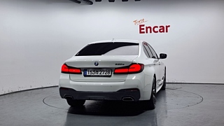 BMW 5-SERIES G30 2022