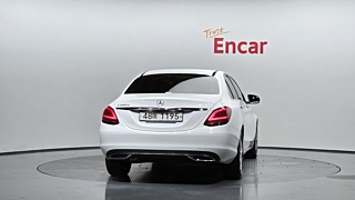 MERCEDES BENZ C-CLASS W205 2019